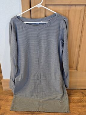 Athleta Grey Striped Midi Dress